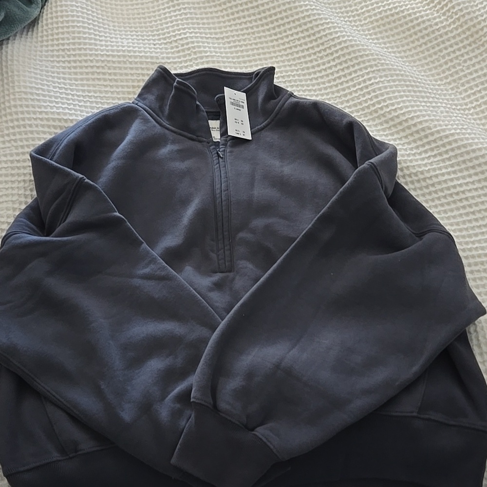 Abercrombie 1/2 zip sweatshirt